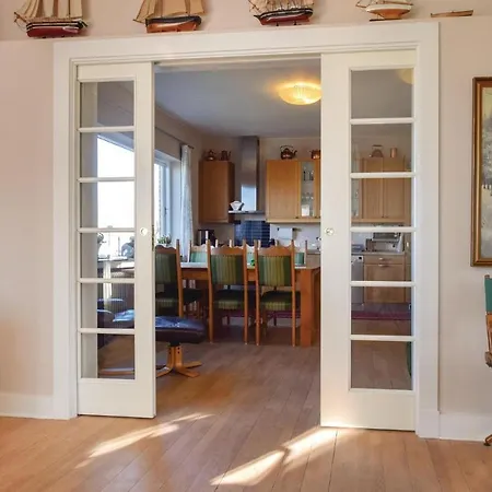 Two Bedroom Holiday In Vakantiehuis *